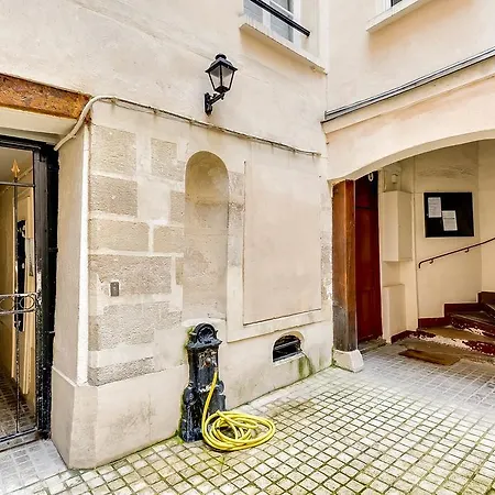 Cosy Flat Close To Place Des Vosges Le Marais